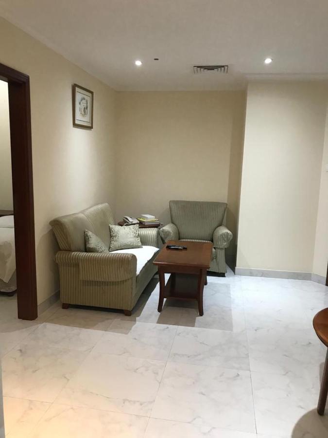 Al Majarah Residence Szardża Zewnętrze zdjęcie